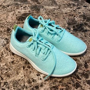 Allbirds women’s wool runners - buoyant mint - size 7